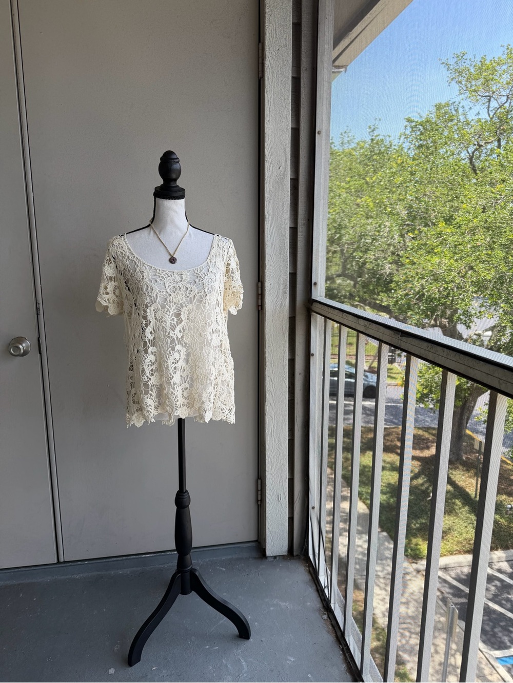 Vintage Noelle Cream Lace Short Sleeve Women's Top Crochet Cotton